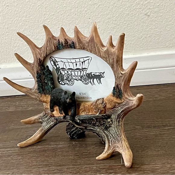 Rustic Antler Picture Frame with Bear Accent - Picture 8 of 14